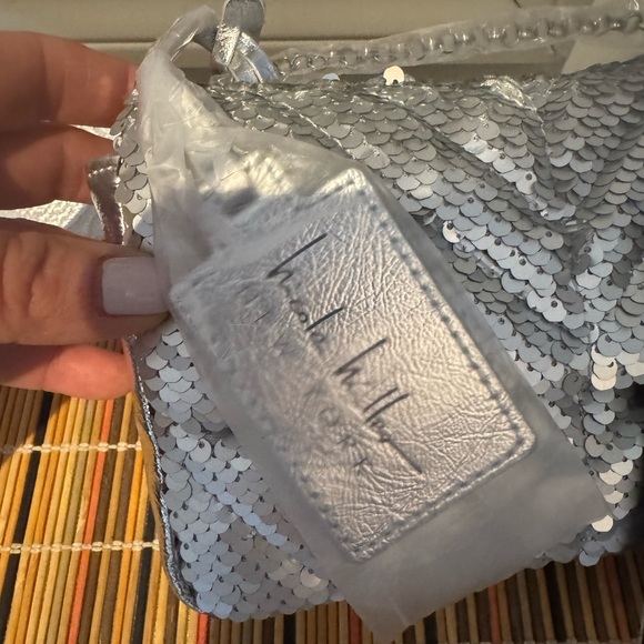 Nicole Miller silver sequin bag - Picture 2 of 6